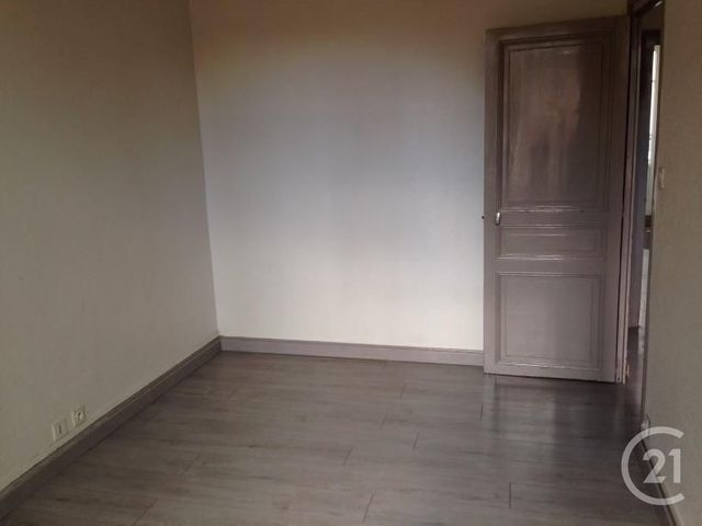 Afficher la photo en grand immeuble à vendre - 250.0 m2 - MONTLUCON - 03 - AUVERGNE - Century 21 Pasquet Immobilier