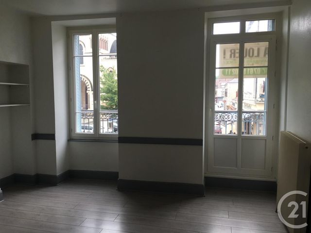 Afficher la photo en grand immeuble à vendre - 250.0 m2 - MONTLUCON - 03 - AUVERGNE - Century 21 Pasquet Immobilier