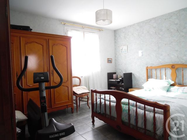 Afficher la photo en grand maison à vendre - 8 pièces - 101.21 m2 - NERIS LES BAINS - 03 - AUVERGNE - Century 21 Pasquet Immobilier