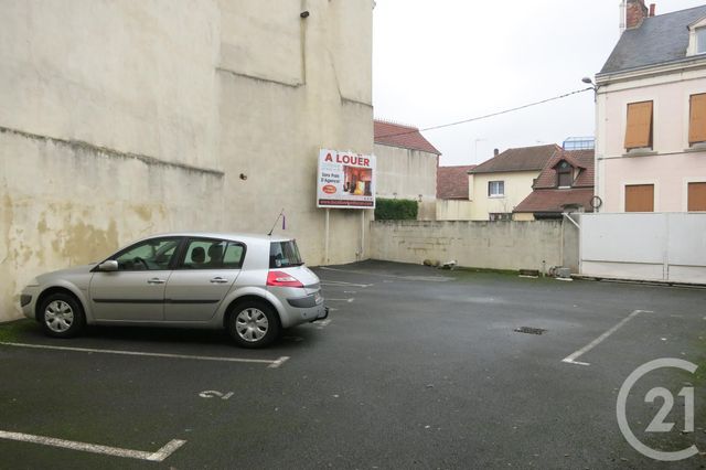 parking à louer - 1.0 m2 - MONTLUCON - 03 - AUVERGNE - Century 21 Pasquet Immobilier