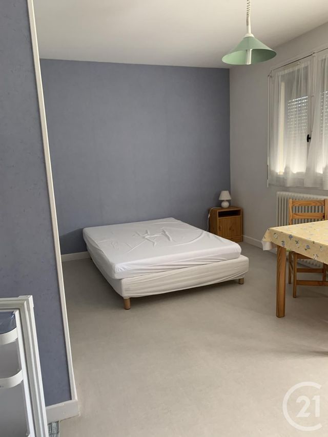 Afficher la photo en grand Studio à louer - 1 pièce - 24.03 m2 - MONTLUCON - 03 - AUVERGNE - Century 21 Pasquet Immobilier