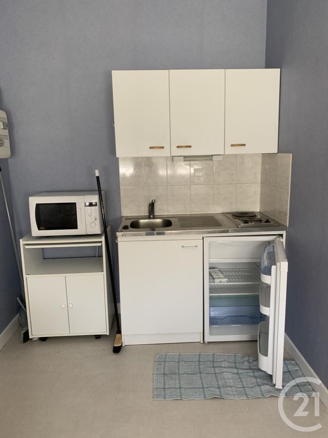 Afficher la photo en grand Studio à louer - 1 pièce - 24.03 m2 - MONTLUCON - 03 - AUVERGNE - Century 21 Pasquet Immobilier