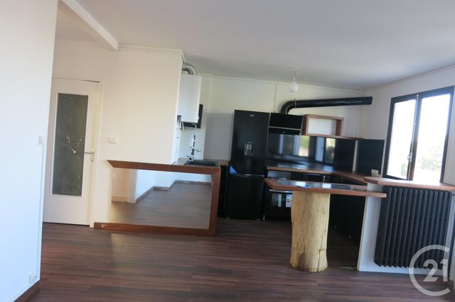 Appartement F3 à louer - 3 pièces - 55.52 m2 - MONTLUCON - 03 - AUVERGNE - Century 21 Pasquet Immobilier Appartement F3 à louer - 3 pièces - 55.52 m2 - MONTLUCON - 03 - AUVERGNE - Century 21 Pasquet Immobilier