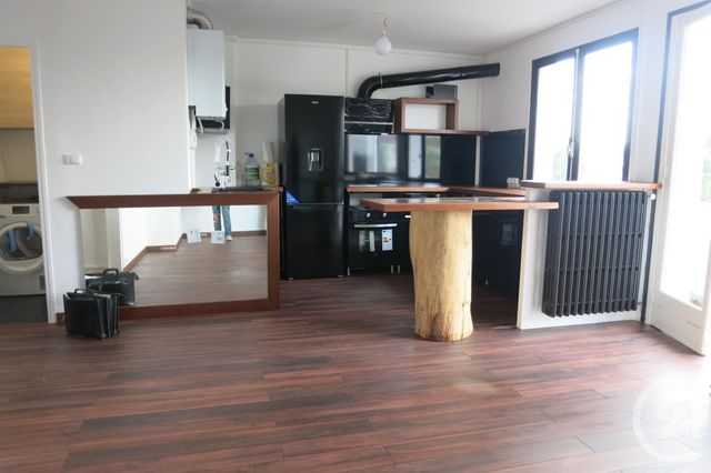 Appartement F3 à louer - 3 pièces - 55.52 m2 - MONTLUCON - 03 - AUVERGNE - Century 21 Pasquet Immobilier Appartement F3 à louer - 3 pièces - 55.52 m2 - MONTLUCON - 03 - AUVERGNE - Century 21 Pasquet Immobilier