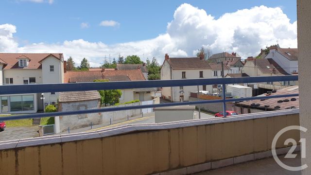 Appartement F4 à vendre - 5 pièces - 98.0 m2 - MONTLUCON - 03 - AUVERGNE - Century 21 Pasquet Immobilier Appartement F4 à vendre - 5 pièces - 98.0 m2 - MONTLUCON - 03 - AUVERGNE - Century 21 Pasquet Immobilier