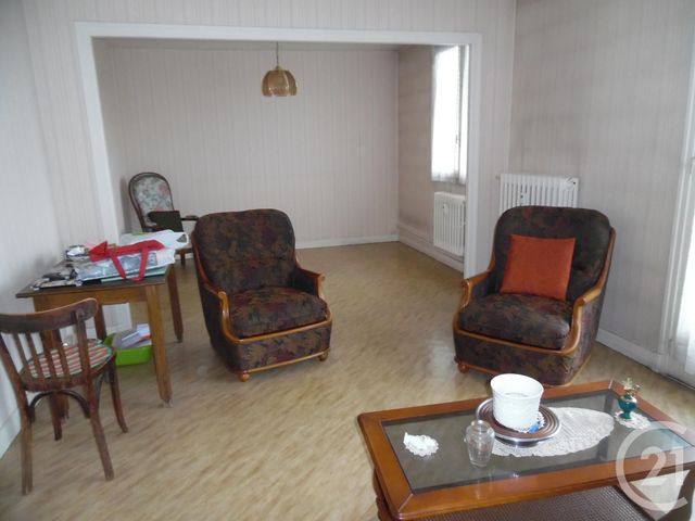 Appartement F3 à vendre - 3 pièces - 66.92 m2 - MONTLUCON - 03 - AUVERGNE - Century 21 Pasquet Immobilier Appartement F3 à vendre - 3 pièces - 66.92 m2 - MONTLUCON - 03 - AUVERGNE - Century 21 Pasquet Immobilier