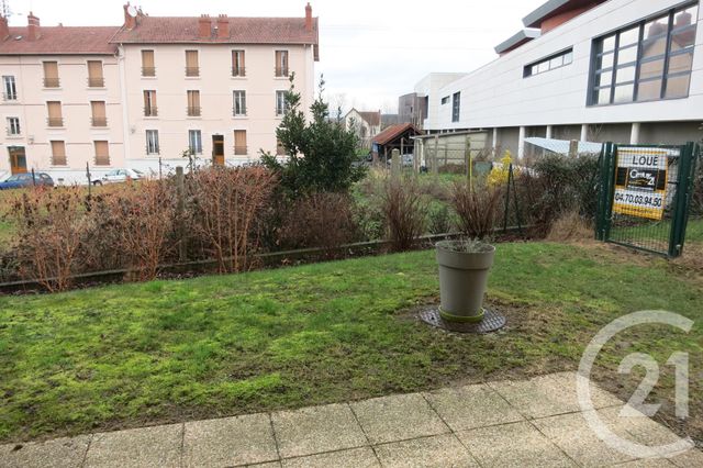 appartement à louer - 3 pièces - 61.55 m2 - MONTLUCON - 03 - AUVERGNE - Century 21 Pasquet Immobilier appartement à louer - 3 pièces - 61.55 m2 - MONTLUCON - 03 - AUVERGNE - Century 21 Pasquet Immobilier
