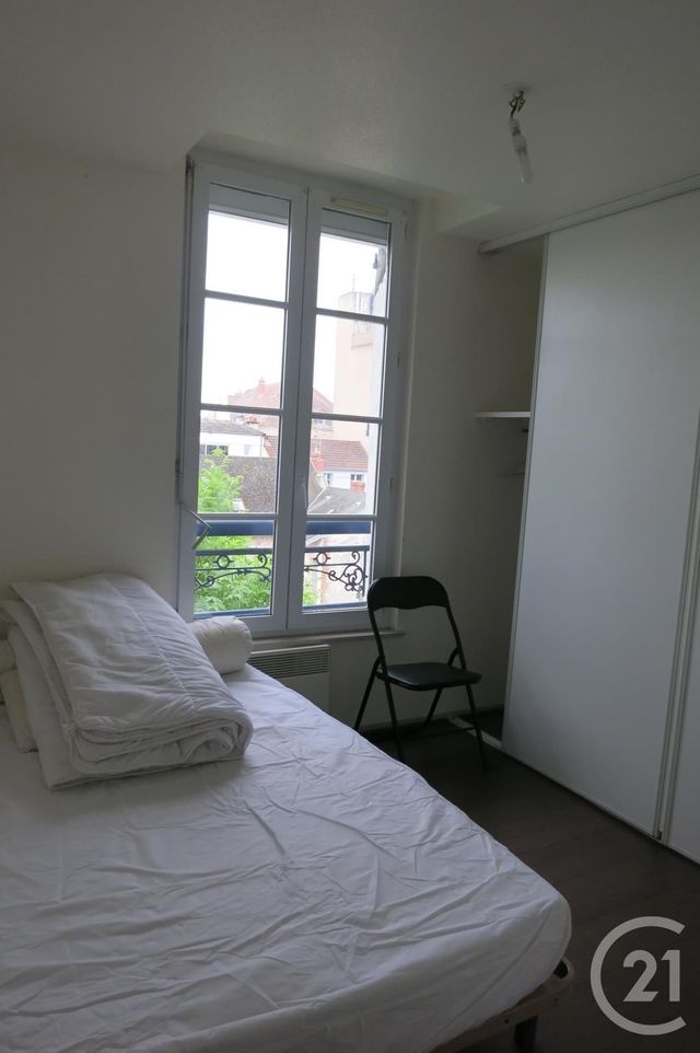 Appartement à louer - 3 pièces - 57.88 m2 - MONTLUCON - 03 - AUVERGNE - Century 21 Pasquet Immobilier Appartement à louer - 3 pièces - 57.88 m2 - MONTLUCON - 03 - AUVERGNE - Century 21 Pasquet Immobilier