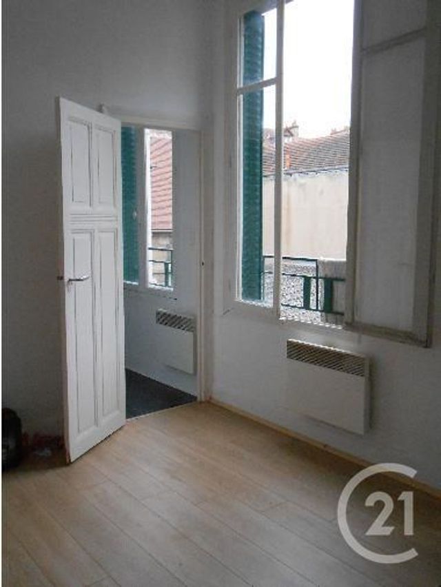 Appartement F1 à louer - 1 pièce - 21.58 m2 - MONTLUCON - 03 - AUVERGNE - Century 21 Pasquet Immobilier Appartement F1 à louer - 1 pièce - 21.58 m2 - MONTLUCON - 03 - AUVERGNE - Century 21 Pasquet Immobilier