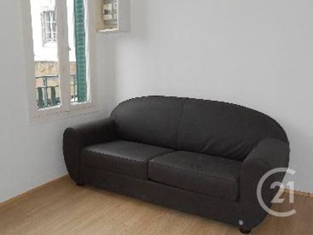 Appartement F1 à louer - 1 pièce - 21.58 m2 - MONTLUCON - 03 - AUVERGNE - Century 21 Pasquet Immobilier Appartement F1 à louer - 1 pièce - 21.58 m2 - MONTLUCON - 03 - AUVERGNE - Century 21 Pasquet Immobilier