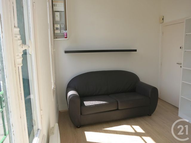 Appartement F1 à louer - 1 pièce - 21.58 m2 - MONTLUCON - 03 - AUVERGNE - Century 21 Pasquet Immobilier Appartement F1 à louer - 1 pièce - 21.58 m2 - MONTLUCON - 03 - AUVERGNE - Century 21 Pasquet Immobilier