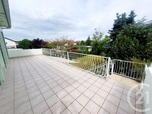 maison à vendre - 15 pièces - 181.0 m2 - DOMERAT - 03 - AUVERGNE - Century 21 Pasquet Immobilier maison à vendre - 15 pièces - 181.0 m2 - DOMERAT - 03 - AUVERGNE - Century 21 Pasquet Immobilier