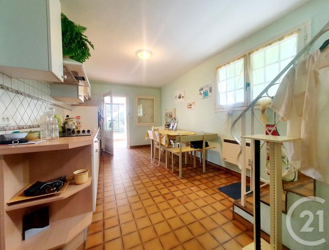 maison à vendre - 15 pièces - 181.0 m2 - DOMERAT - 03 - AUVERGNE - Century 21 Pasquet Immobilier maison à vendre - 15 pièces - 181.0 m2 - DOMERAT - 03 - AUVERGNE - Century 21 Pasquet Immobilier