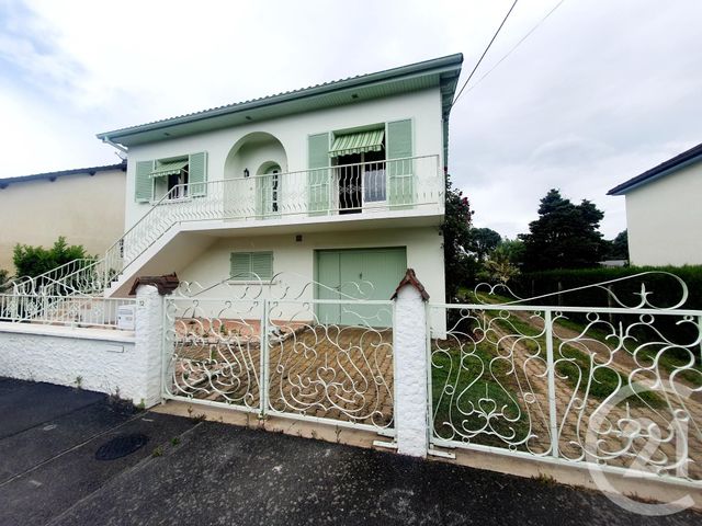 maison à vendre - 15 pièces - 181.0 m2 - DOMERAT - 03 - AUVERGNE - Century 21 Pasquet Immobilier maison à vendre - 15 pièces - 181.0 m2 - DOMERAT - 03 - AUVERGNE - Century 21 Pasquet Immobilier
