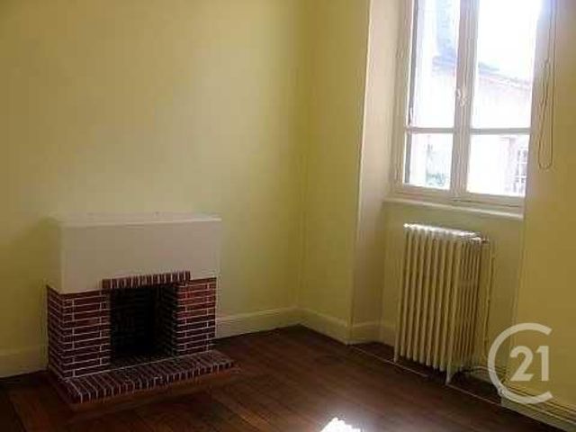 Appartement F3 à louer - 3 pièces - 69.4 m2 - MONTLUCON - 03 - AUVERGNE - Century 21 Pasquet Immobilier Appartement F3 à louer - 3 pièces - 69.4 m2 - MONTLUCON - 03 - AUVERGNE - Century 21 Pasquet Immobilier