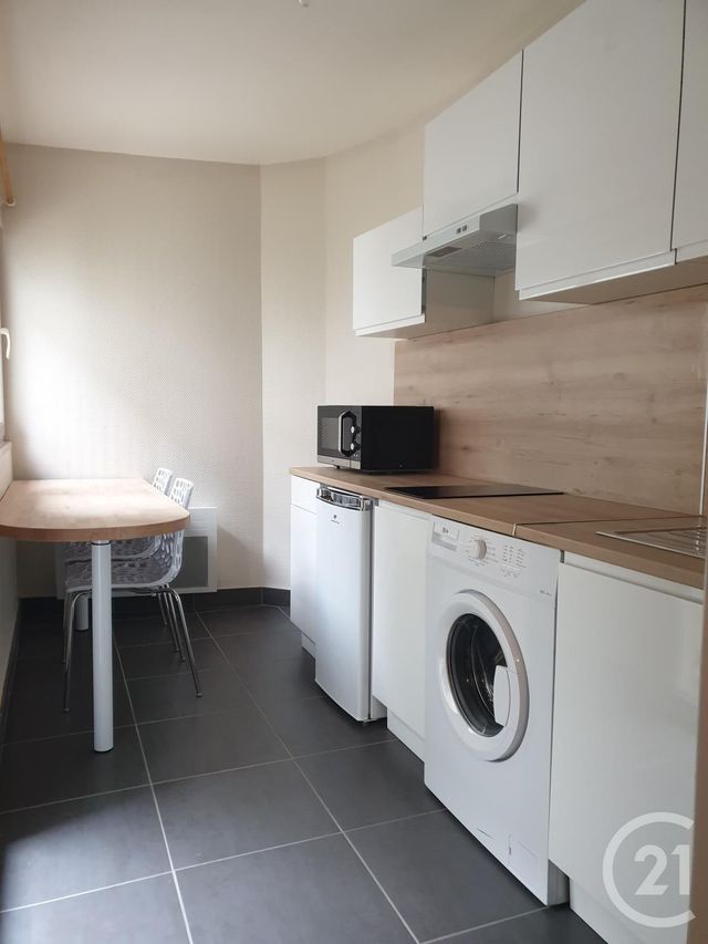 Studio à louer - 1 pièce - 24.33 m2 - MONTLUCON - 03 - AUVERGNE - Century 21 Pasquet Immobilier Studio à louer - 1 pièce - 24.33 m2 - MONTLUCON - 03 - AUVERGNE - Century 21 Pasquet Immobilier