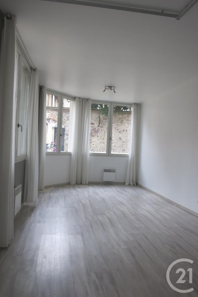 immeuble à vendre - 150.0 m2 - MONTLUCON - 03 - AUVERGNE - Century 21 Pasquet Immobilier immeuble à vendre - 150.0 m2 - MONTLUCON - 03 - AUVERGNE - Century 21 Pasquet Immobilier