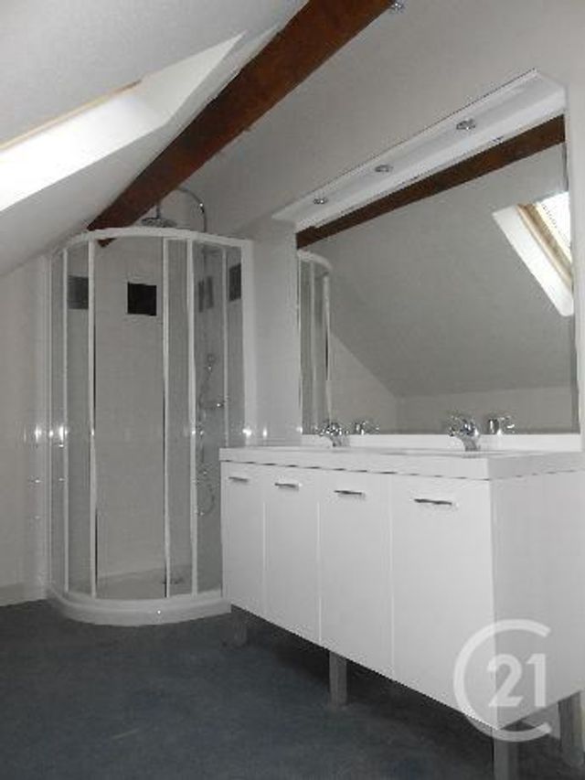 maison à louer - 7 pièces - 202.4 m2 - MAILLET - 03 - AUVERGNE - Century 21 Pasquet Immobilier