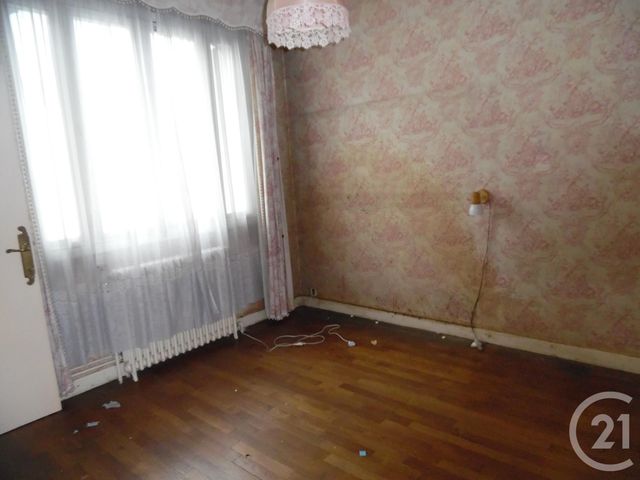 maison à vendre - 5 pièces - 120.0 m2 - MONTLUCON - 03 - AUVERGNE - Century 21 Pasquet Immobilier maison à vendre - 5 pièces - 120.0 m2 - MONTLUCON - 03 - AUVERGNE - Century 21 Pasquet Immobilier