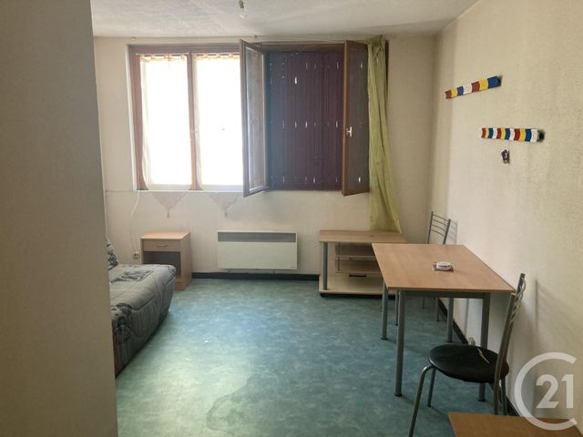 Afficher la photo en grand immeuble à vendre - 130.0 m2 - MONTLUCON - 03 - AUVERGNE - Century 21 Pasquet Immobilier