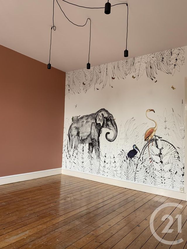 Afficher la photo en grand Appartement F3 à louer - 3 pièces - 92.82 m2 - NERIS LES BAINS - 03 - AUVERGNE - Century 21 Pasquet Immobilier