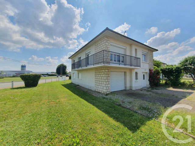 Afficher la photo en grand maison à vendre - 5 pièces - 131.0 m2 - DOMERAT - 03 - AUVERGNE - Century 21 Pasquet Immobilier