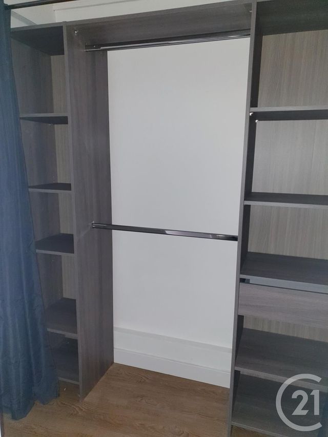 Afficher la photo en grand Studio à louer - 1 pièce - 19.0 m2 - MONTLUCON - 03 - AUVERGNE - Century 21 Pasquet Immobilier