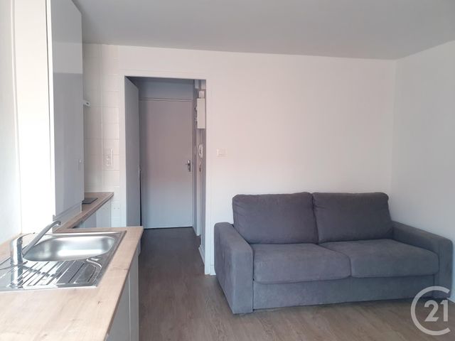 Afficher la photo en grand Studio à louer - 1 pièce - 19.0 m2 - MONTLUCON - 03 - AUVERGNE - Century 21 Pasquet Immobilier