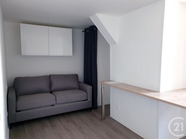 Studio à louer - 1 pièce - 16.72 m2 - MONTLUCON - 03 - AUVERGNE - Century 21 Pasquet Immobilier