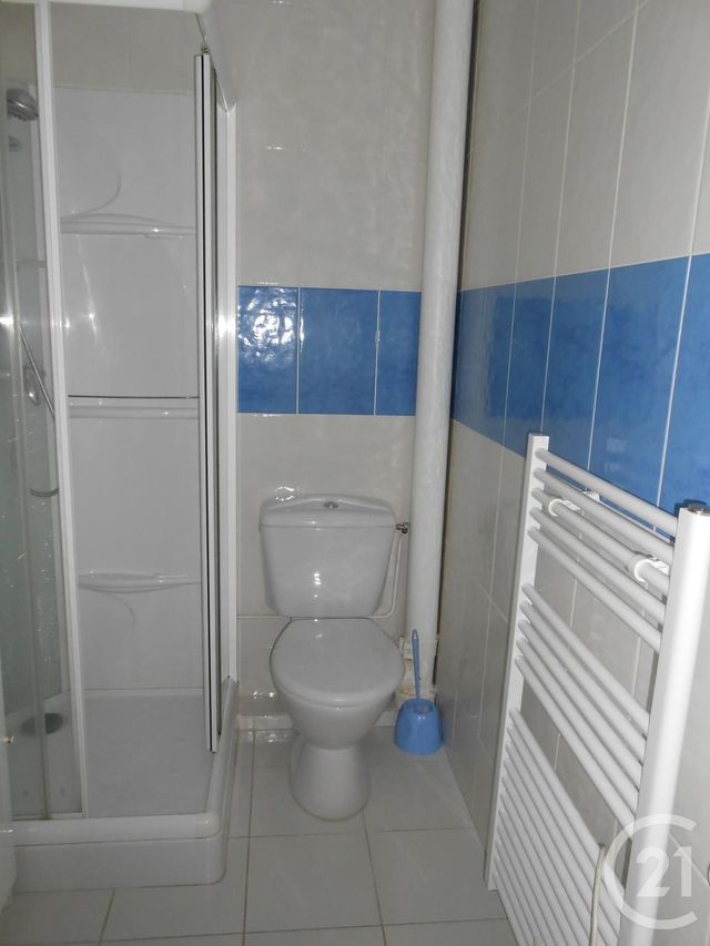 Afficher la photo en grand Appartement F1 à louer - 1 pièce - 26.0 m2 - MONTLUCON - 03 - AUVERGNE - Century 21 Pasquet Immobilier