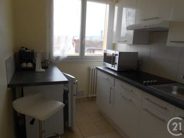 Afficher la photo en grand Appartement F1 à louer - 1 pièce - 26.0 m2 - MONTLUCON - 03 - AUVERGNE - Century 21 Pasquet Immobilier