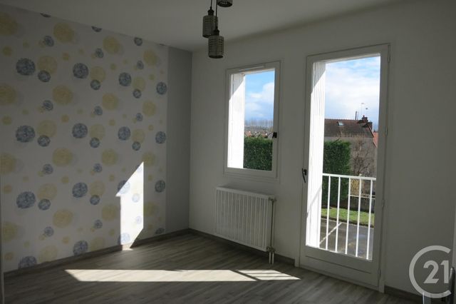 Afficher la photo en grand Appartement F3 à louer - 3 pièces - 73.86 m2 - MONTLUCON - 03 - AUVERGNE - Century 21 Pasquet Immobilier