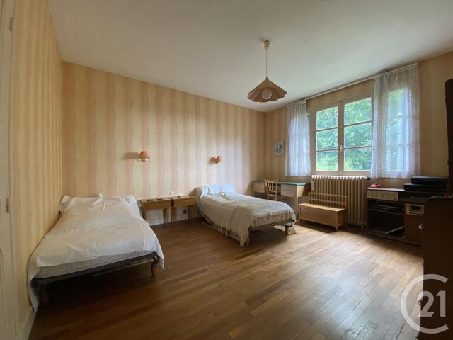 Afficher la photo en grand maison à vendre - 7 pièces - 141.0 m2 - MONTLUCON - 03 - AUVERGNE - Century 21 Pasquet Immobilier
