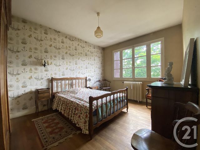 Afficher la photo en grand maison à vendre - 7 pièces - 141.0 m2 - MONTLUCON - 03 - AUVERGNE - Century 21 Pasquet Immobilier