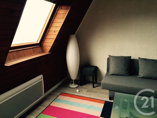 Afficher la photo en grand Appartement F1 à louer - 1 pièce - 23.0 m2 - DESERTINES - 03 - AUVERGNE - Century 21 Pasquet Immobilier