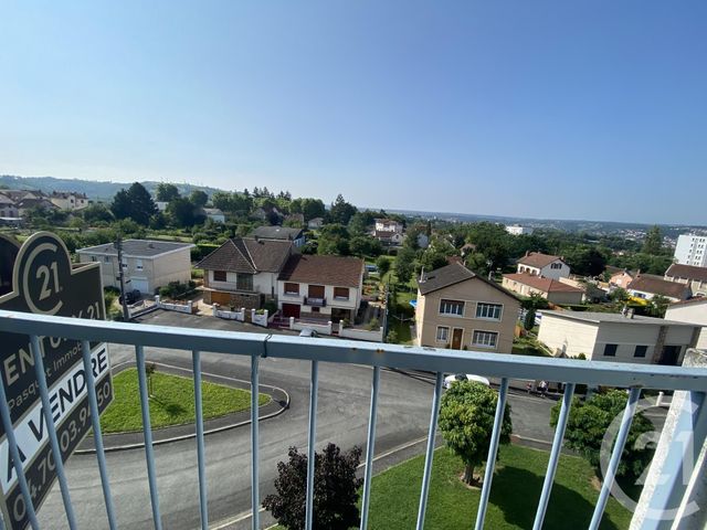 Afficher la photo en grand Appartement F3 à vendre - 5 pièces - 65.7 m2 - MONTLUCON - 03 - AUVERGNE - Century 21 Pasquet Immobilier