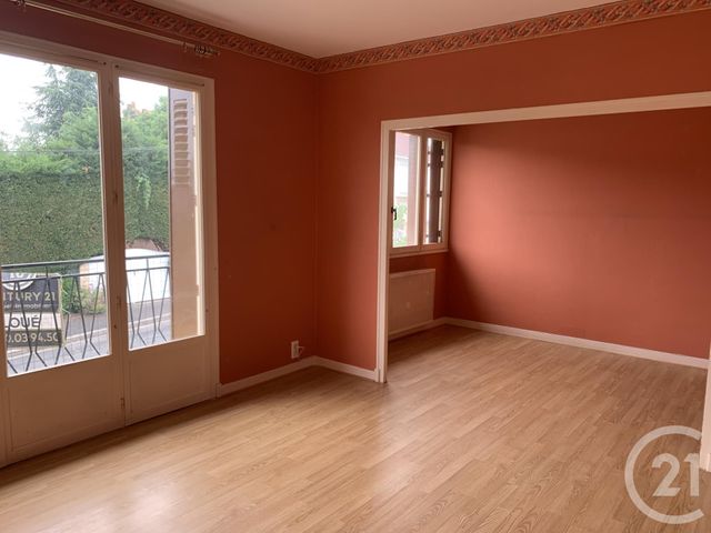 Afficher la photo en grand maison à louer - 11 pièces - 89.0 m2 - MONTLUCON - 03 - AUVERGNE - Century 21 Pasquet Immobilier