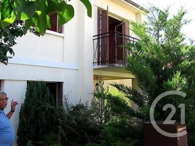 Afficher la photo en grand maison à louer - 11 pièces - 89.0 m2 - MONTLUCON - 03 - AUVERGNE - Century 21 Pasquet Immobilier
