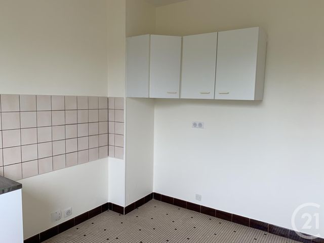 Afficher la photo en grand maison à louer - 11 pièces - 89.0 m2 - MONTLUCON - 03 - AUVERGNE - Century 21 Pasquet Immobilier