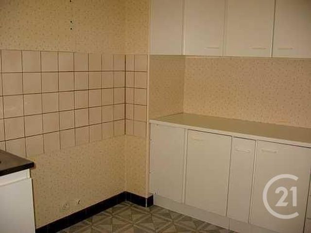 Afficher la photo en grand maison à louer - 11 pièces - 89.0 m2 - MONTLUCON - 03 - AUVERGNE - Century 21 Pasquet Immobilier