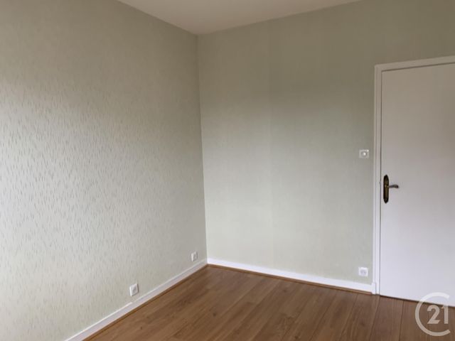 Afficher la photo en grand maison à louer - 11 pièces - 89.0 m2 - MONTLUCON - 03 - AUVERGNE - Century 21 Pasquet Immobilier