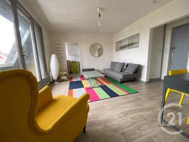 Afficher la photo en grand Studio à louer - 1 pièce - 23.0 m2 - DESERTINES - 03 - AUVERGNE - Century 21 Pasquet Immobilier