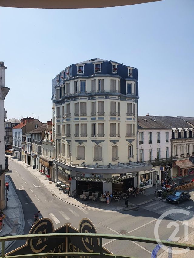 Afficher la photo en grand Appartement F3 à vendre - 5 pièces - 82.0 m2 - MONTLUCON - 03 - AUVERGNE - Century 21 Pasquet Immobilier