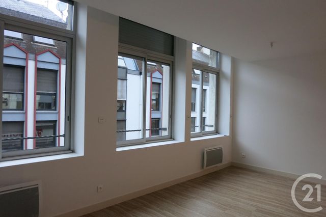 Afficher la photo en grand Appartement F2 à louer - 2 pièces - 60.0 m2 - MONTLUCON - 03 - AUVERGNE - Century 21 Pasquet Immobilier