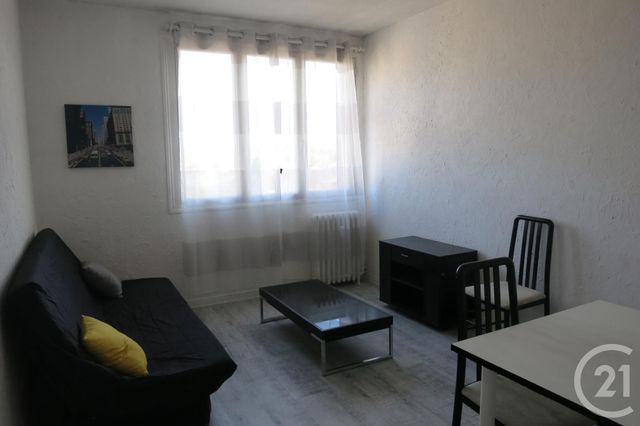 Studio à louer - 1 pièce - 25.47 m2 - MONTLUCON - 03 - AUVERGNE - Century 21 Pasquet Immobilier