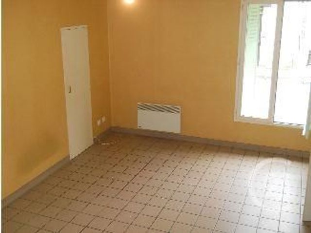 maison à vendre - 5 pièces - 85.0 m2 - MONTAIGUT EN COMBRAILLE - 63 - AUVERGNE - Century 21 Pasquet Immobilier