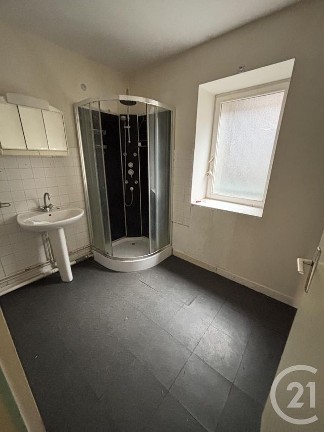 maison à vendre - 5 pièces - 85.0 m2 - MONTAIGUT EN COMBRAILLE - 63 - AUVERGNE - Century 21 Pasquet Immobilier