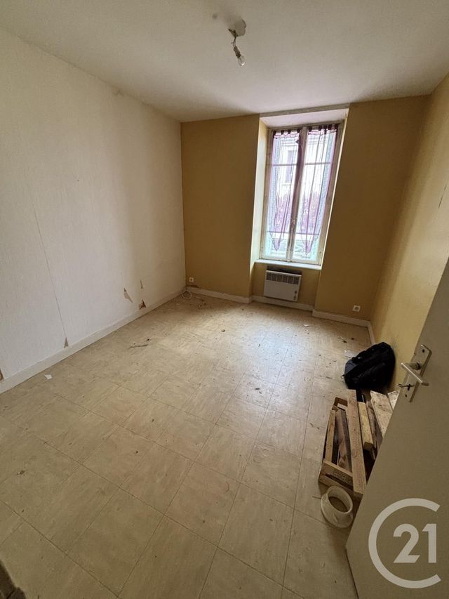 maison à vendre - 5 pièces - 85.0 m2 - MONTAIGUT EN COMBRAILLE - 63 - AUVERGNE - Century 21 Pasquet Immobilier