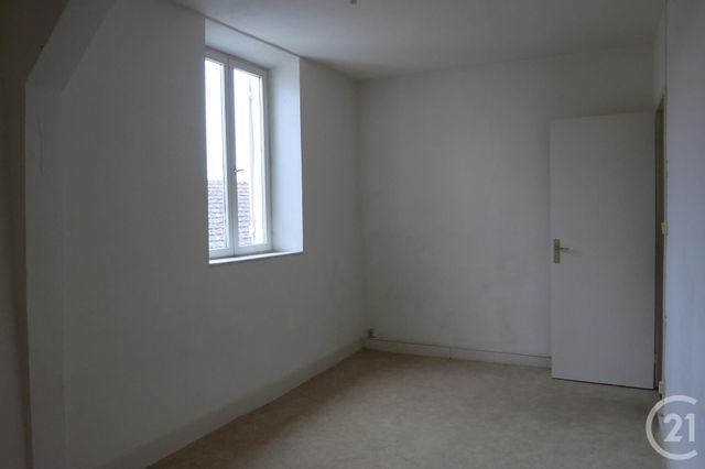 Afficher la photo en grand Appartement F1 à louer - 1 pièce - 30.0 m2 - MONTLUCON - 03 - AUVERGNE - Century 21 Pasquet Immobilier