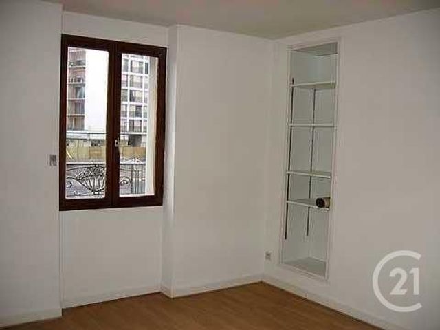Appartement F3 à louer - 3 pièces - 55.0 m2 - MONTLUCON - 03 - AUVERGNE - Century 21 Pasquet Immobilier